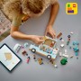 LEGO Friends Aventura en la Caravana de la Amistad, Autocaravana de Juguete con 3 Mini Muñecos, Figura de Hurón, Regalo para