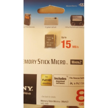 Sony ERM28GB - Tarjeta de Memoria M2, 8 GB + Adaptador M2 a USB