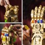 LEGO Marvel Guantelete del Infinito, Maqueta del Guante de Thanos de los Vengadores, Regalo para Hombres y Mujeres y Frans de