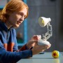 LEGO Ideas | Disney Pixar Luxo Jr. Modelo de Exposición Construible y Coleccionable para Adultos, Recuerdo Cinematográfico,
