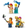 LEGO City Sin Límites: Rampa de Aceleración para Coches de Carreras de Juguete con 4 Minifiguras, 2 Autos Locos de Perrito