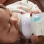 Philips Avent Biberón Natural Response: biberón de 260 ml con sistema AirFree, sin BPA, para recién nacidos a partir de 1 mes,