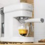 Cecotec Cafetera express para espresso y cappuccino Cafelizzia ColdBrew. 20 Bares, Sistema ColdBrew para café frio, Pantalla