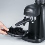 SEVERIN - Cafetera espresso a presión con espumador de leche, Máquina de café,Hasta 4 tazas de café de barista, Negro, KA 5978