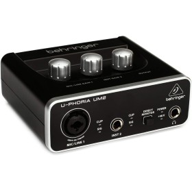 Behringer UM2 Interfaz de audio USB Audiophile 2x2 con preamplificador de micrófono XENYX