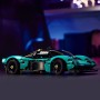 LEGO Technic Aston Martin Valkyrie - Maqueta de Coche de Juguete con Motor V12 y Puertas de Alas de Gaviota Que Se Abren -