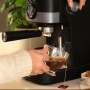 Cecotec Cafetera Espresso Compacta Power Espresso 20 Pecan. 1100W, 20 Bares, Sistema Thermoblock, Vaporizador Orientable, Brazo