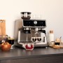 Cecotec Cafetera Express con Brazo con Doble Salida Power Espresso 20 Bares Barista Cream, 1550 W, Depósito de Café en Grano