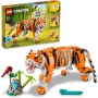 LEGO Creator 3-en-1 Tigre Majestuoso, Panda Rojo o Pez Carpa, Set de Animales de Juguete para Construir para Niños y Niñas de 9