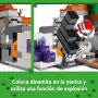 LEGO Minecraft El Pozo de Mina de los Páramos con Murciélago y Conejo de Juguete Basado en el Videojuego, Figura de Creeper,