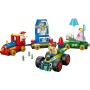 LEGO | Disney y Pixar Tren de Celebración de Toy Story y Coche RC de Juguete con Minifiguras de Woody, Buzz Lightyear, Jessie y