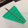 Antena diseñada específicamente para aplicaciones de banda ultra ancha que cubren un espectro de frecuencia desde el punto tres,