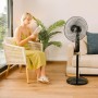 Pinowu - Funda para mando a distancia (brilla en la oscuridad) compatible con Apple TV Siri Remote 2021 (2ª generación), cordón