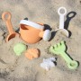 alldoro-Mi Primer Juguete regadera, Pala, rastrillo, Cuchara y 3 moldes de Arena, Juego de Cubos con 7 Piezas de Mezcla de Paja