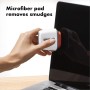 OXO Good Grips Cepillo Sweep & Swipe para limpiar el teclado del ordenador, color blanco