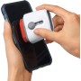 OXO Good Grips Cepillo Sweep & Swipe para limpiar el teclado del ordenador, color blanco