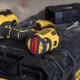 STANLEY FATMAX Taladro Percutor Sin Cable V20 (18V), Motor Sin Escobillas, 80Nm, 2 Baterías 2Ah, Cargador, Maletín, Portabrocas