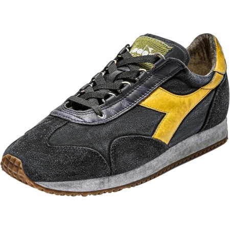 3502J Sneaker uomo Grey DIADORA Heritage Equipe Dirty Stone Wash Shoe Man