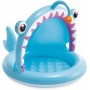 Intex Piscina Infantil Hinchable Angler Fish, 127 x 102 x 86 cm, con Parasol, Suelo Acolchado, Diseño de pez abisal en 3D,