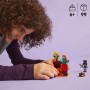 LEGO Minecraft La Batalla de Lava del Inframundo Juguete de Construcción con Figura de Álex con Armas y Espada y Más Personajes,
