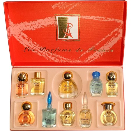 Charrier Parfums Top 10 Les Parfums de France - Caja lujosa de cartón que contiene 10 botellas en miniatura con Eau De Parfum,