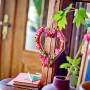 LEGO Corazón Decorativo - Kit de Manualidades Infantiles de maqueta con Flores, Hojas y Corazones Pequeños - Regalo de