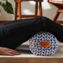 DoYourYoga Bolster Yoga Rodillo »Krishna« para Yin Yoga 68 x 22 cm - Relleno de espelta orgánica - Cubierta en Coton Lavable -