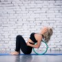 Rueda de Yoga Dharma – Incluye eBook y Correa de Yoga I Accesorio de Yoga de Gran Comodidad y Durabilidad I Rueda de Equilibrio
