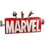 LEGO Marvel: Logotipo MARVEL y Minifiguras de Vengadores Capitán América, Hulk, Thor, Iron-Man y Viuda Negra, Maqueta 3D de