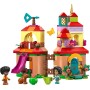 LEGO | Disney Mini Casa de Encanto de la Familia Madrigal de Juguete, Maqueta con 2 Micro Muñecos de Mirabel y Antonio, Figura