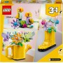 LEGO Creator 3 en 1 Flores en Regadera, Convertible en Bota de Agua o 2 Pájaros de Juguete Posados en una Percha, Juego Creativo