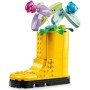 LEGO Creator 3 en 1 Flores en Regadera, Convertible en Bota de Agua o 2 Pájaros de Juguete Posados en una Percha, Juego Creativo