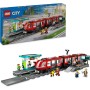 LEGO City Tranvía y Estación del Centro, Regalo para Niños y Niñas de 7 Años o Más Fans de los Trenes de Juguete, 6 Minifiguras