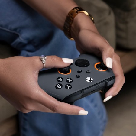 Scuf Instinct Pro Mando Inalámbrico de Rendimiento Personalizable en Negro para Xbox Series X|S, Xbox One, PC y dispositivos