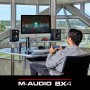 M-Audio BX3 Pair - Par de Monitores de estudio, Altavoces para PC de sobremesa de 120 W para videojuegos, producción musical,