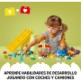 LEGO Duplo Classic Caja de Ladrillos: Coches y Camiones de Juguete, Set de Juego Educativo con Vehículos con Ruedas para Niños y
