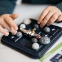 Smart Games - Asteroid Escape, Puzzle Game with 60 Challenges, 8+ Years, 24x17x4.5 cm (LxWxH)