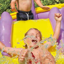 Intex, piscina infantil, juego acuático, centro acuático, piscina hinchable, piscina desmontable,
