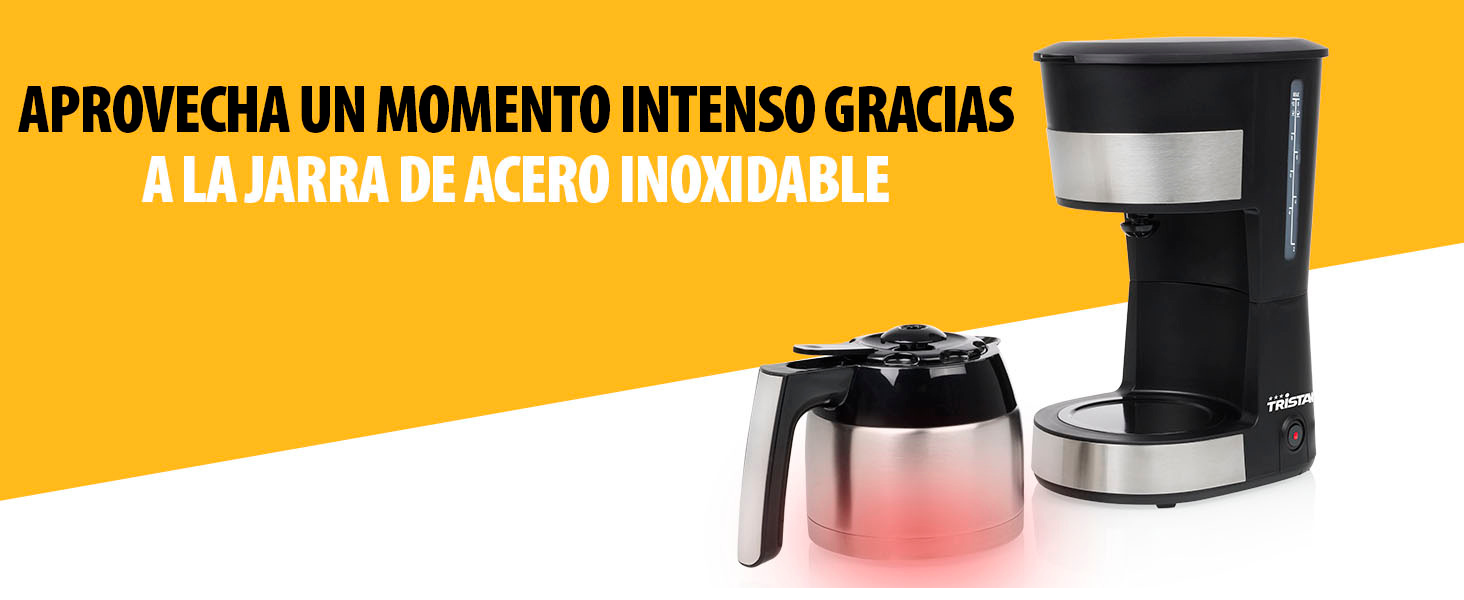 Acento en la jarra de acero inoxidable de la cafetera