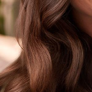 Obtén mejores resultados gracias al revestimiento cerámico que deja el cabello brillante