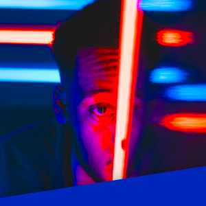 p